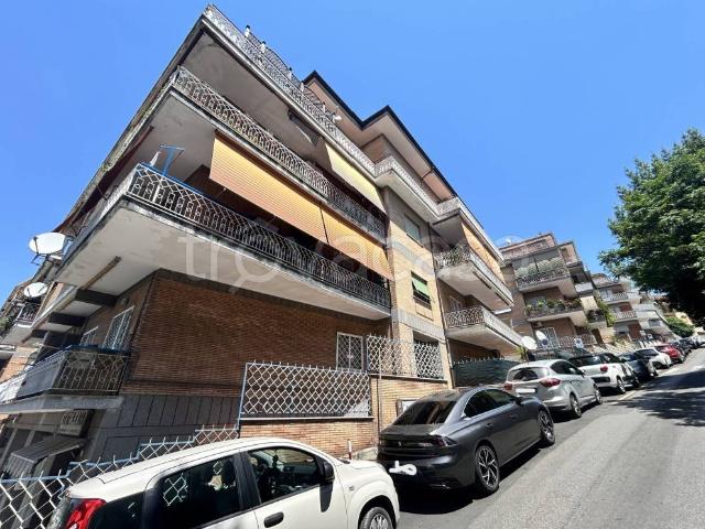 Appartamento in affitto ad Albano Laziale via Legione Partica, arredato, riscaldamento autonomo, ascensore TrovaCasa