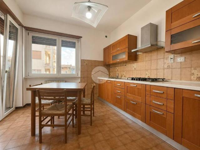 Appartamento in affitto ad Albiano d'Ivrea via Azeglio, 7, arredato, box, terrazzo TrovaCasa
