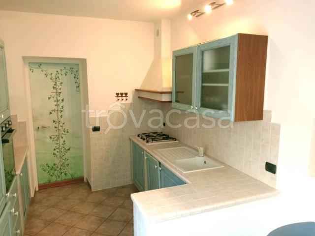 Appartamento in affitto ad Albisola Superiore via Calcinara, arredato, ingresso indipendente, luminoso TrovaCasa