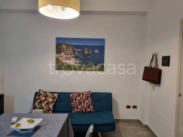 Appartamento in affitto ad Alcamo via Commendator Navarra, arredato, centrale TrovaCasa