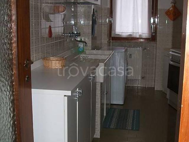 Appartamento in affitto ad Alessandria, arredato, ascensore, balcone TrovaCasa