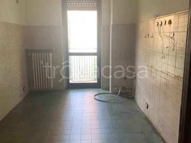 Appartamento in affitto ad Alessandria, non arredato/vuoto, cantina, balcone TrovaCasa