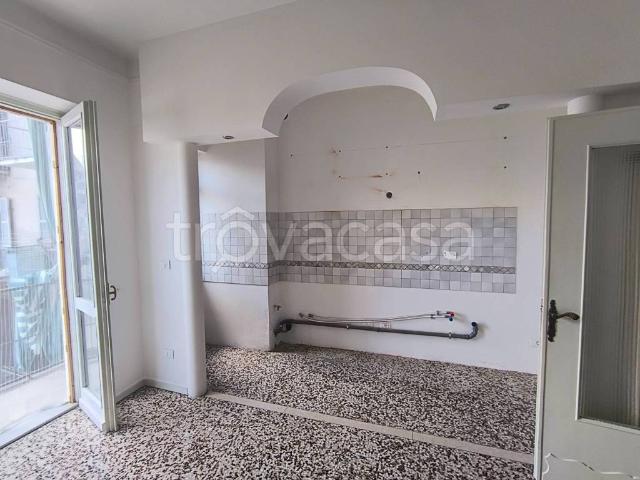 Appartamento in affitto ad Alessandria, non arredato/vuoto, libero subito, cantina TrovaCasa