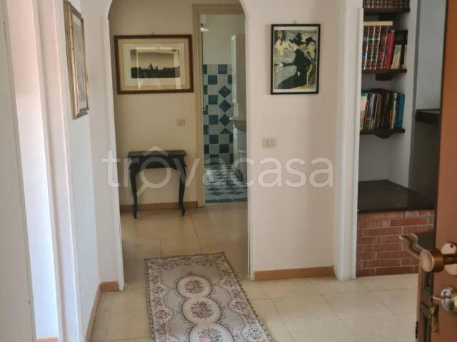 Appartamento in affitto ad Altopascio via di Poggio, arredato, box, terrazzo TrovaCasa