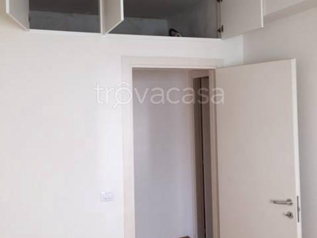 Appartamento in affitto ad Ancona, non arredato/vuoto, giardino privato, posto auto TrovaCasa