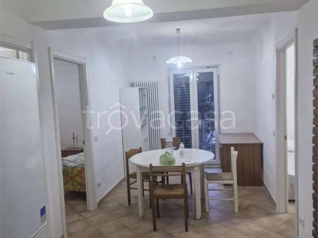 Appartamento in affitto ad Ancona via Tavernelle, centrale, balcone, cucina abitabile TrovaCasa
