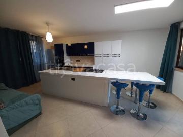 Appartamento in affitto ad Anguillara Sabazia via k. Adenauer, arredato, giardino privato, terrazzo TrovaCasa