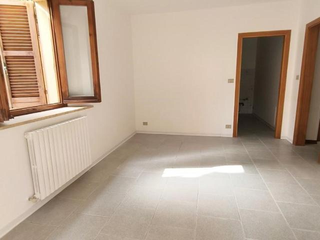 Appartamento in affitto ad Ascoli Piceno, non arredato/vuoto, giardino privato, posto auto TrovaCasa
