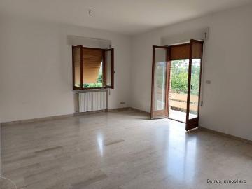 Appartamento in affitto ad Ascoli Piceno, senza ascensore, luminoso, balcone TrovaCasa