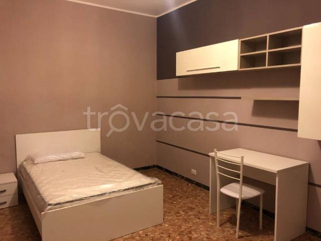 Appartamento in affitto ad Asti, arredato, terrazzo, balcone TrovaCasa