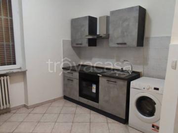 Appartamento in affitto ad Asti via Ferdinando Gabotto, arredato, cantina TrovaCasa