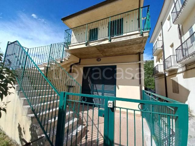 Appartamento in affitto ad Archi via Sangro, arredato, centrale, angolo cottura TrovaCasa
