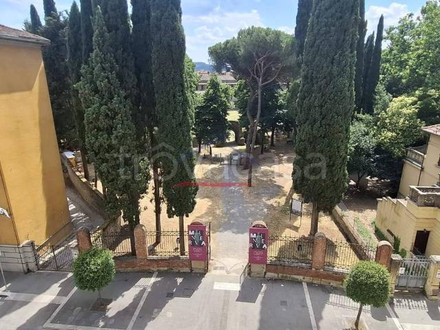 Appartamento in affitto ad Arezzo via Francesco Crispi, non arredato/vuoto, posto auto, terrazzo TrovaCasa