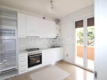 Appartamento in affitto ad Arzignano via Duca d'Aosta, arredato, box, terrazzo TrovaCasa
