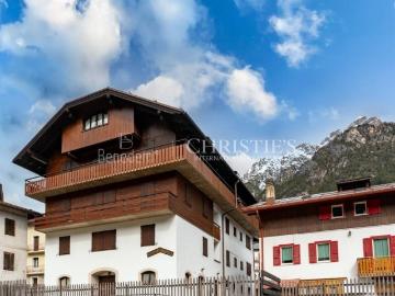 Appartamento in affitto ad Auronzo di Cadore via Riva da Corte