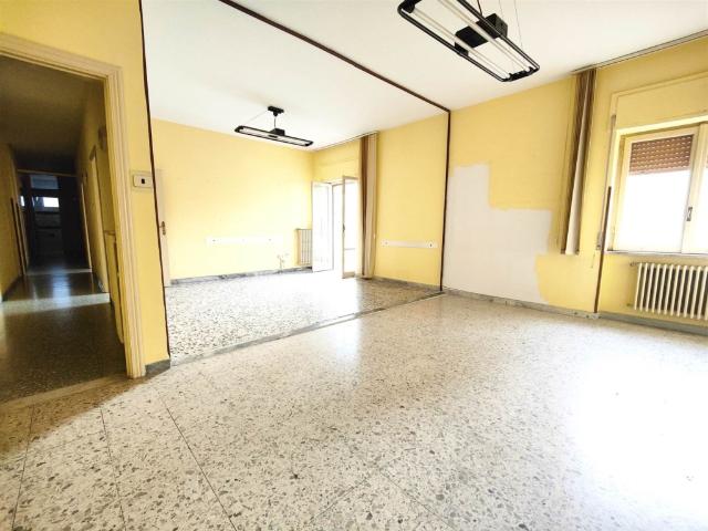Appartamento in affitto ad Avellino via terminio 30, immobile di prestigio, ristrutturato, centrale TrovaCasa