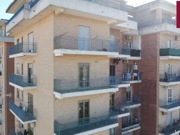 Appartamento in affitto ad Aversa via de chirico, arredato, riscaldamento autonomo, ascensore TrovaCasa