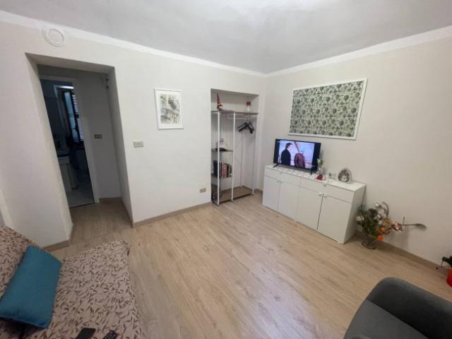 Appartamento in affitto Breo Rif. 1140