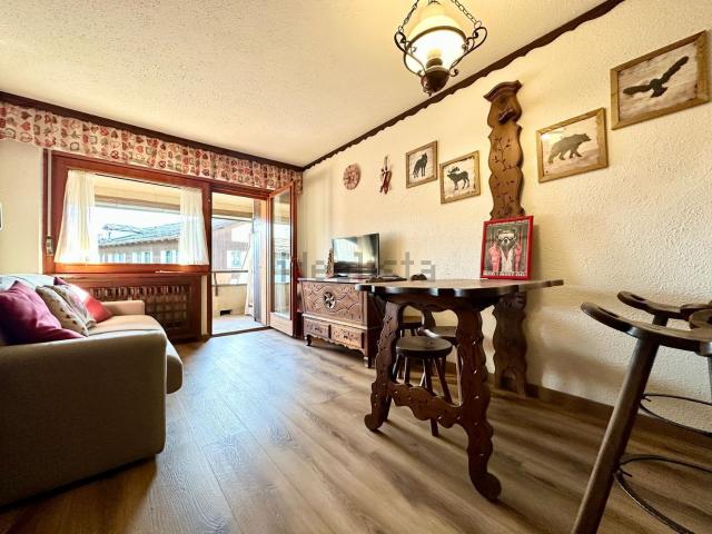 Appartamento in affitto di 43 m² in Via Louset, 4