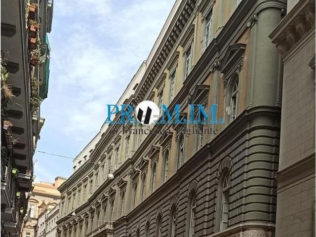 Appartamento in affitto di 43 m² in Via Mezzocannone