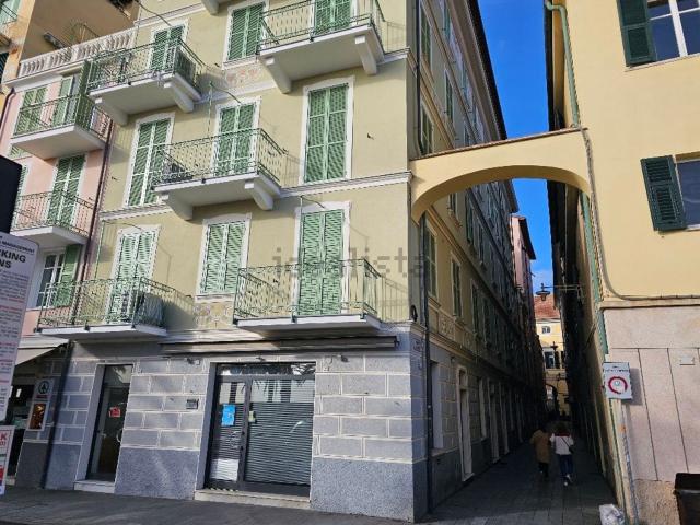 Appartamento in affitto di 40 m² in Vico Marassi, 20