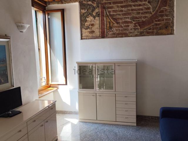 Appartamento in affitto di 40 m² in Vicolo Scudo di Francia, 5