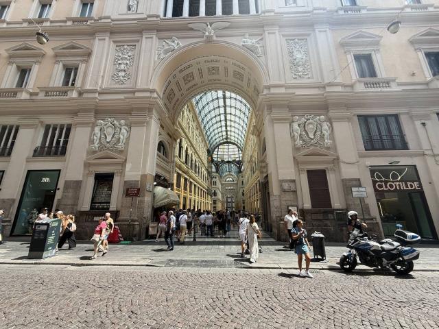 Appartamento in affitto di 40 m² in Via Toledo, 214
