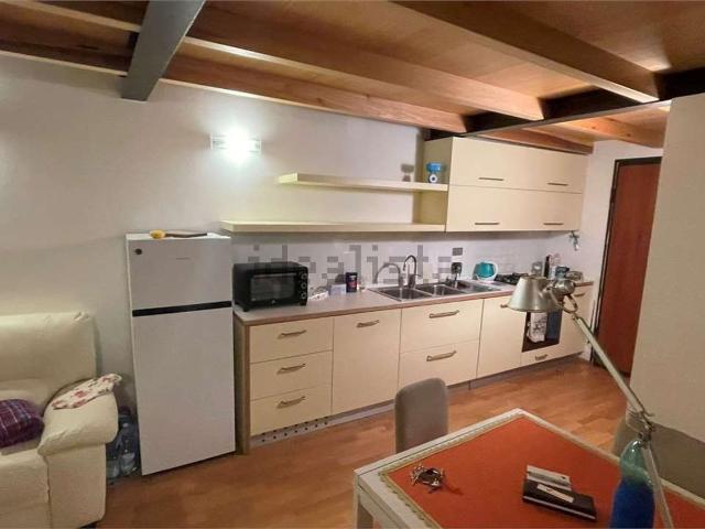 Appartamento in affitto di 40 m² in Via dei Priori, 62