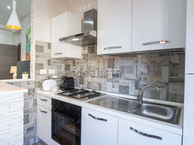 Appartamento in affitto di 40 m² in Via delle Baleniere, 165