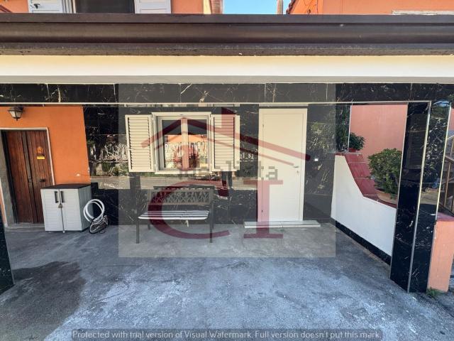 Appartamento in affitto di 40 m² in Via Domiziana
