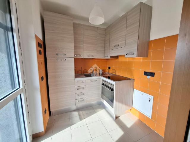 Appartamento in affitto di 40 m² in Via Enrico Cosenz, 54
