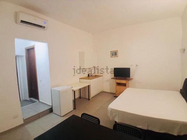 Appartamento in affitto di 40 m² in Via Noverasco, 15