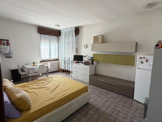 Appartamento in affitto di 40 m² in Viale Antonio Gramsci, 650