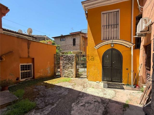 Appartamento in affitto di 40 m² in Via Angeloni