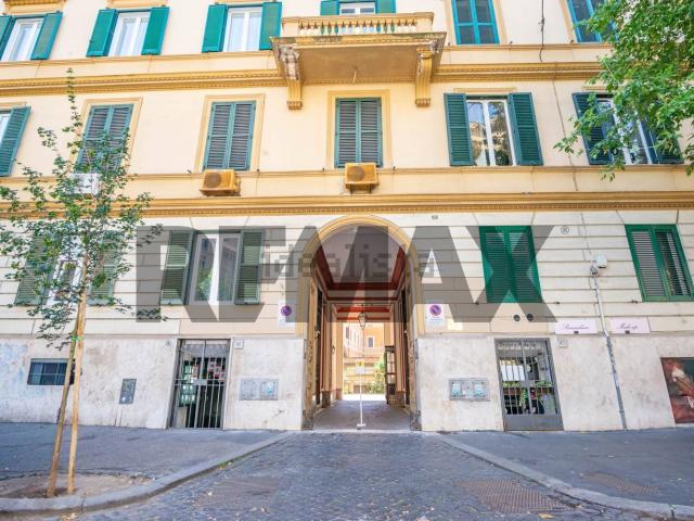 Appartamento in affitto di 41 m² in Via Crescenzio, 43