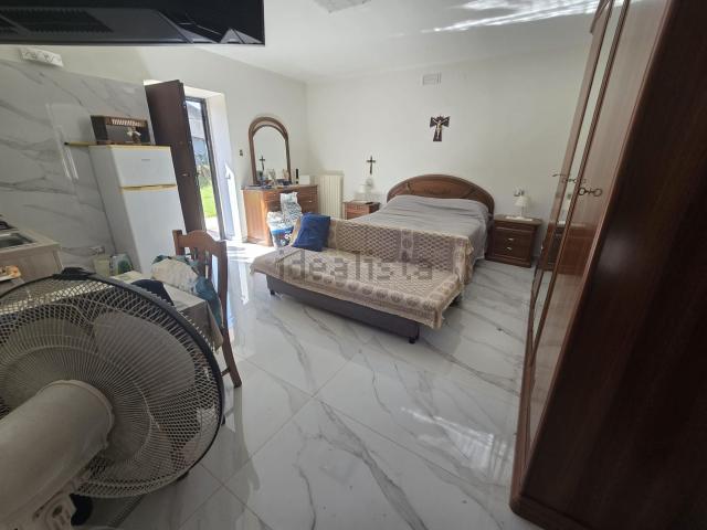 Appartamento in affitto di 41 m² in Via I Traversa Faraldo