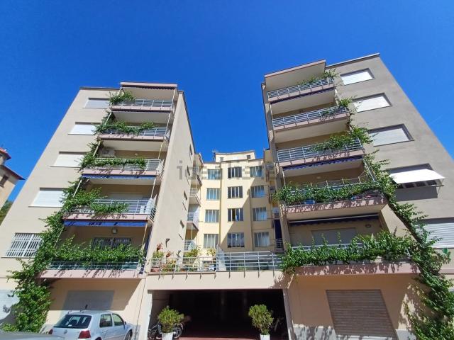 Appartamento in affitto di 42 m² in Via Castelli, 11