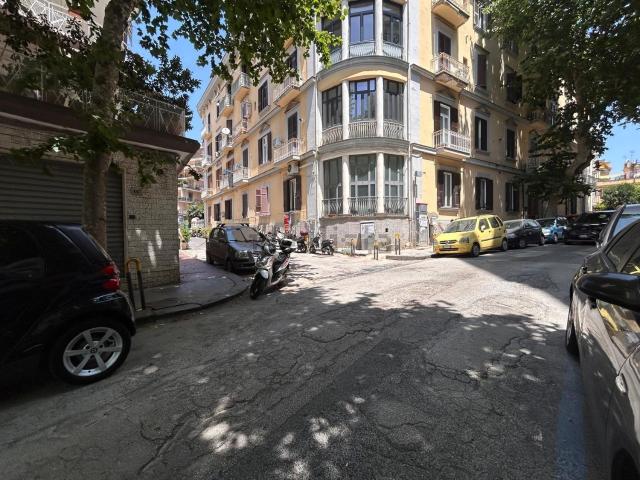 Appartamento in affitto di 42 m² in Via Giuseppe Bonito, 19