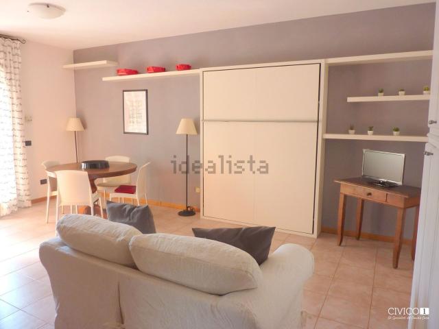 Appartamento in affitto di 42 m² in Viale Sant&apos  Agostino, 52