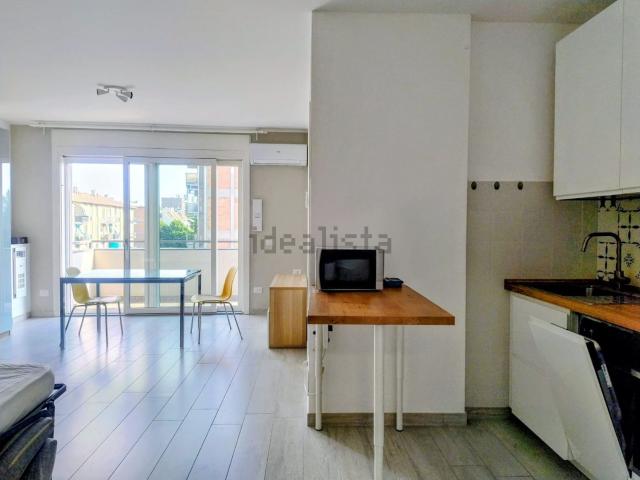 Appartamento in affitto di 47 m² in Via Edoardo Jenner, 59