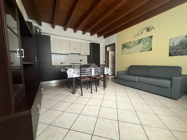 Appartamento in affitto di 47 m² in Via Pietro Ronzoni, 12