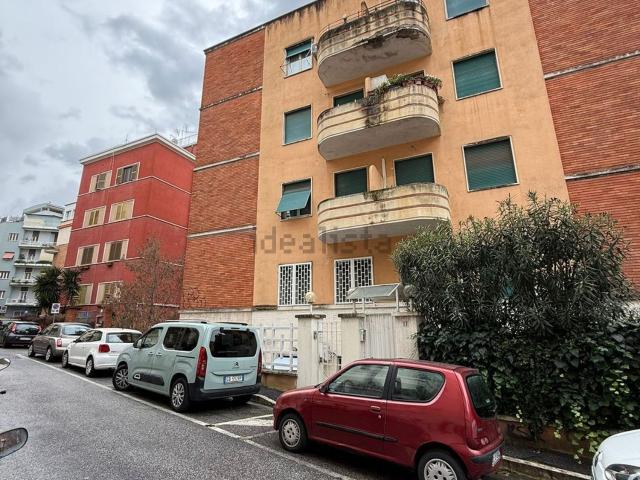 Appartamento in affitto di 47 m² in Via Sabrata