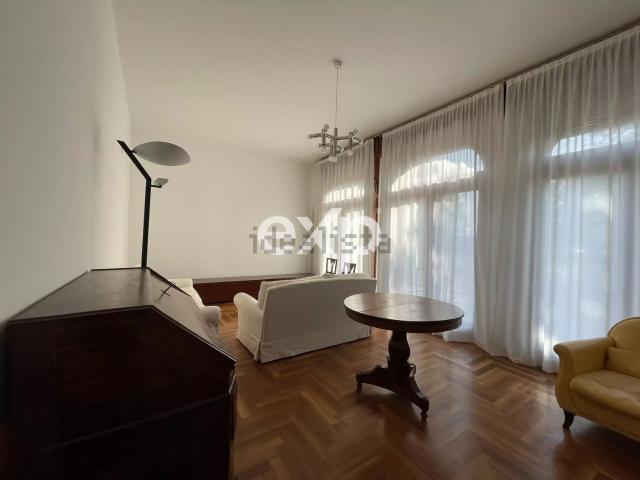 Appartamento in affitto di 442 m²