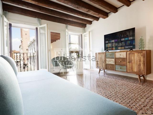 Appartamento in affitto di 45 m² in Corso SS. Felice e Fortunato