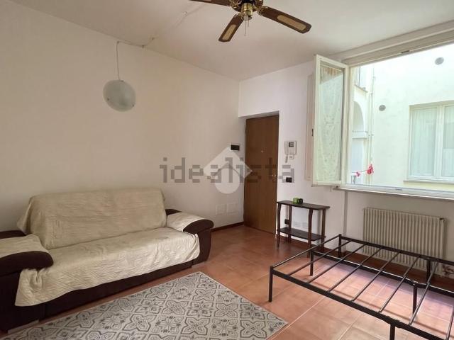 Appartamento in affitto di 45 m² in Strada Massimo D&apos Azeglio, 75