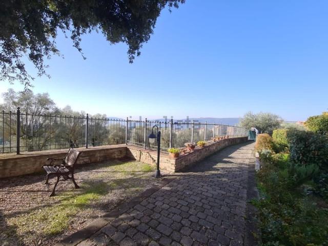 Appartamento in affitto di 45 m² in Strada Ponte d&apos Oddi