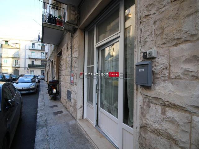 Appartamento in affitto di 45 m² in Via Umberto Giordano, 40