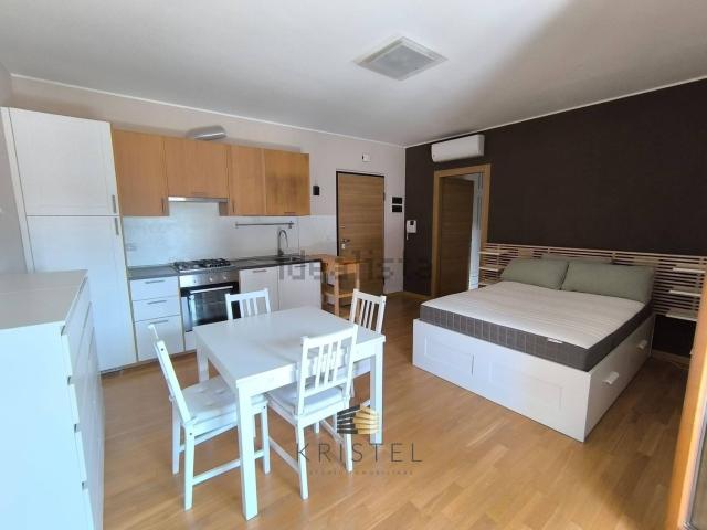 Appartamento in affitto di 45 m² in Via Villetta Barrea, 8