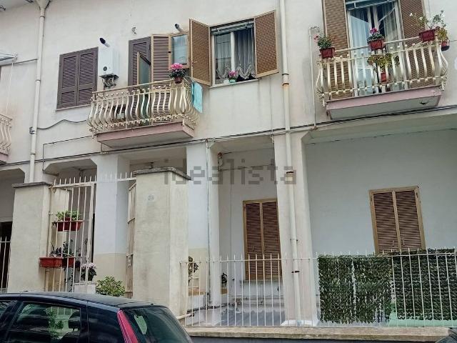 Appartamento in affitto di 45 m² in Via Caio Duilio, 28