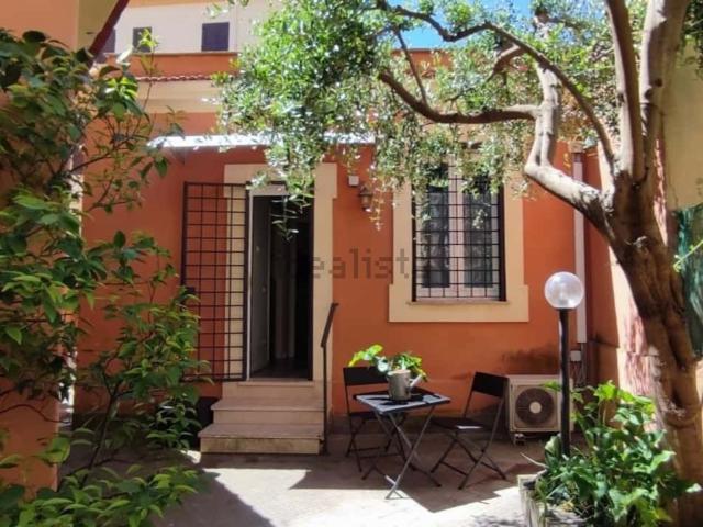 Appartamento in affitto di 45 m² in Via Claudio, 12